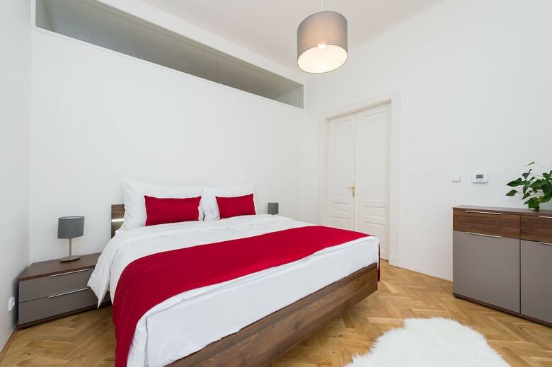 Love To Live Apartments