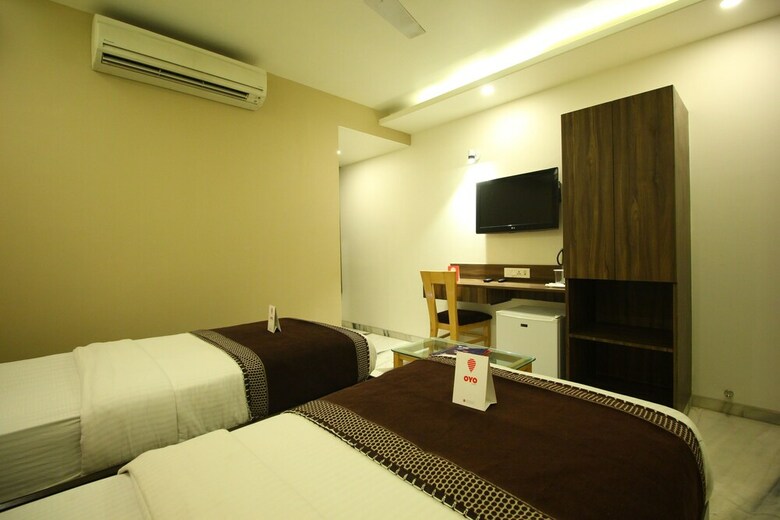 Hotel Oyo Flagship 312 Near Ashram Road