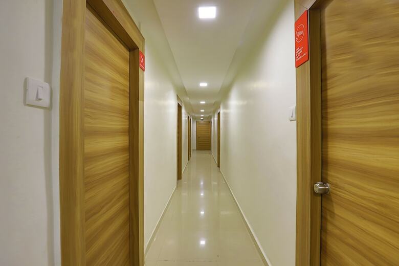 Oyo 10129 Hotel Stay Inn