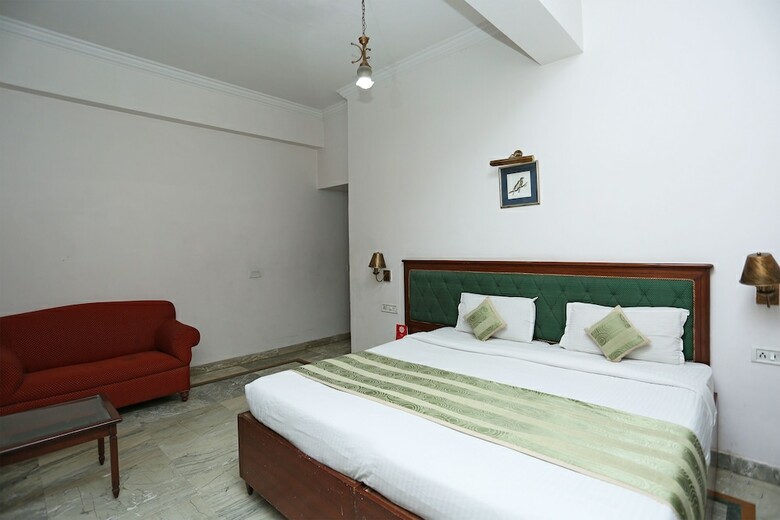 Oyo 8178 Hotel Saket