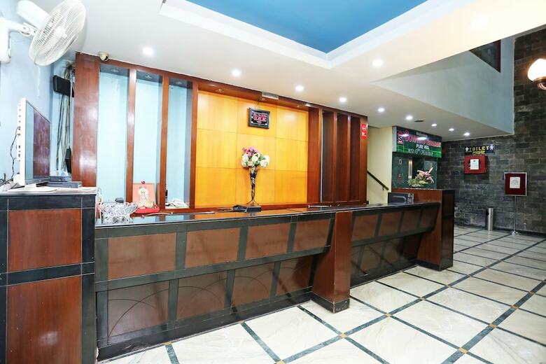 Oyo 8178 Hotel Saket