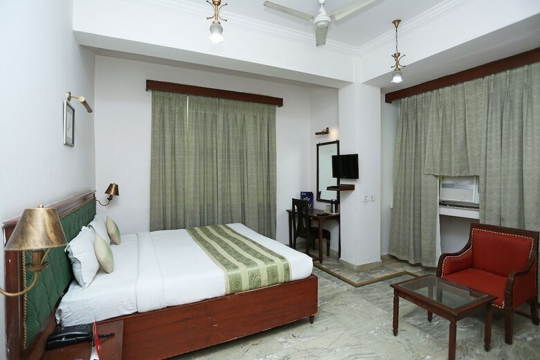Oyo 8178 Hotel Saket
