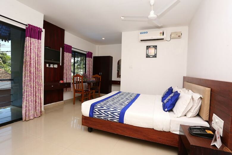 Hotel Oyo 9417 Seaside Residency
