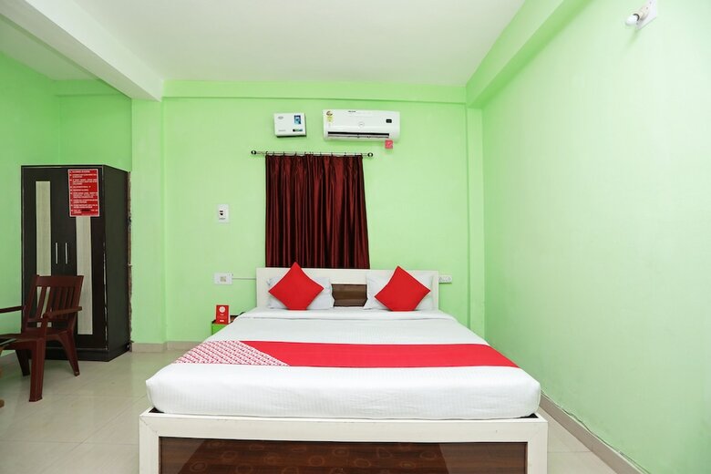 Hotel Oyo 4720 Near Kiit University