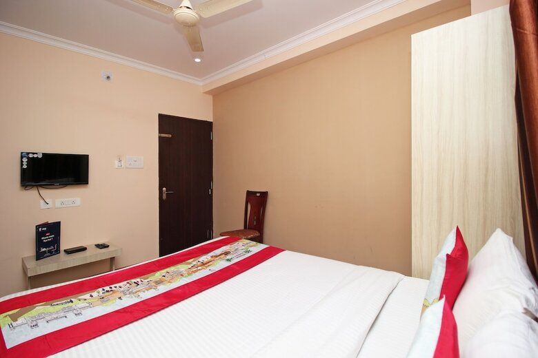 Hotel Oyo 8346 Lazystays