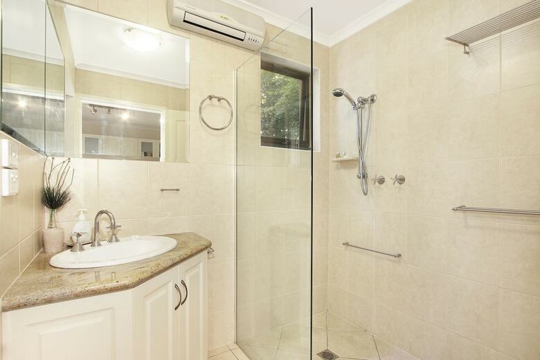 Canyons Bend - 5 Minute Walk To Shops And Cafes