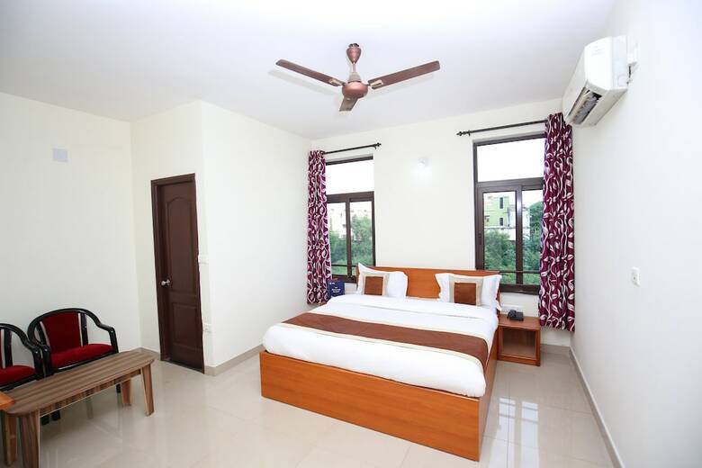 Hotel Oyo 9564 Near Kiit University