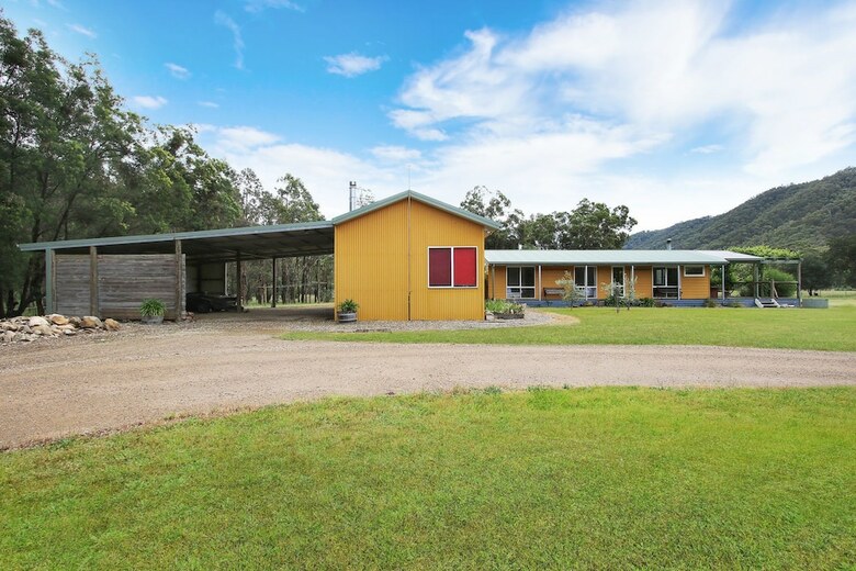 Feathertop Views And Dorm