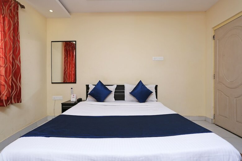 Hotel Oyo 3393 Midway Inn