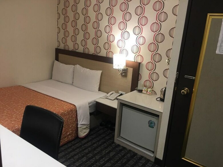 Carry Hotel