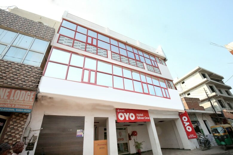 Hotel Oyo 5785 Silver One