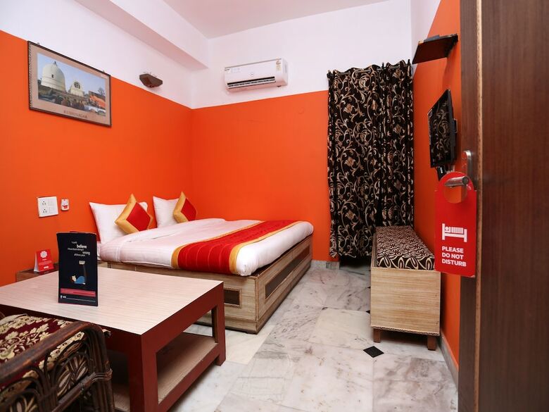 Oyo 9044 Hotel Yatrik