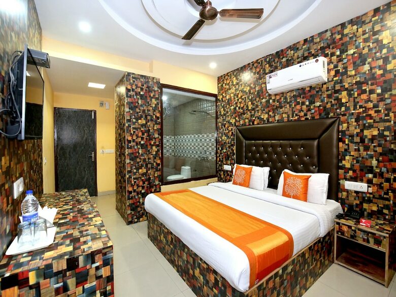 Oyo 8622 Hotel Grand Inn