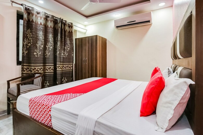 Oyo 9040 Hotel Alpine