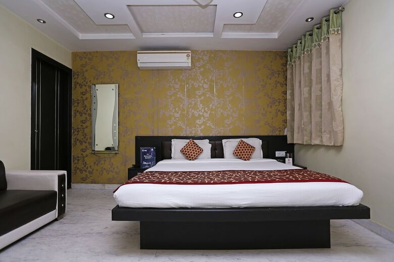Star Hotel