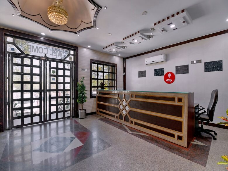 Oyo 5539 Merit Hotel