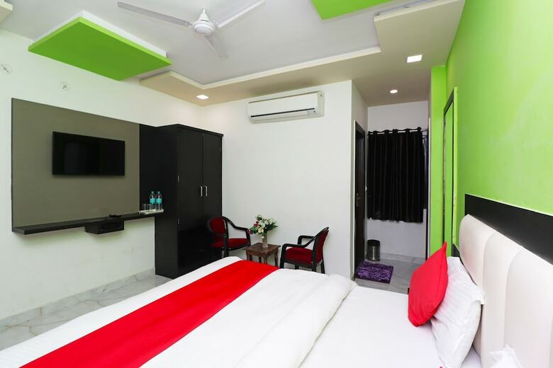 Hotel Aaradhya Residency