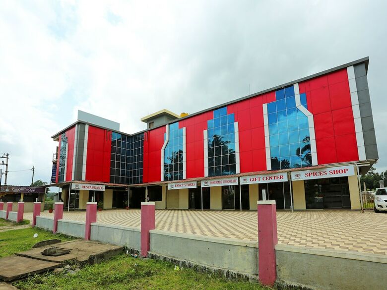 Oyo 9262 Recluse Premiere Hotel