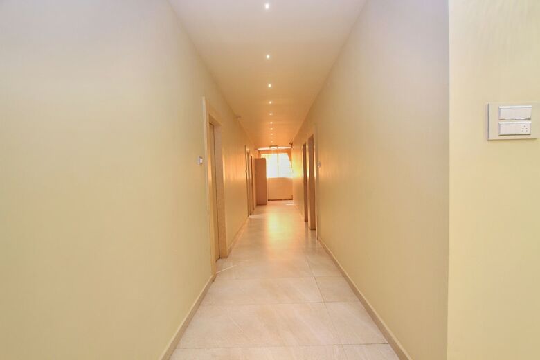Oyo 10112 Hotel Imarat