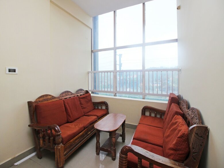 Oyo 9632 Hotel Prestige Residency