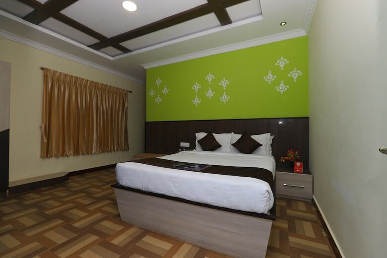 Hotel Oyo 8731 Bell Flower