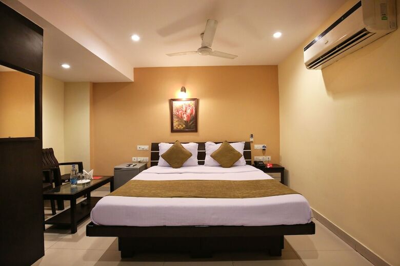 Oyo 2120 Hotel Silver Haze