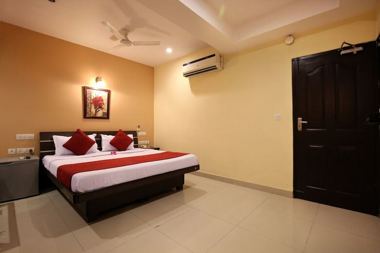 Oyo 2120 Hotel Silver Haze