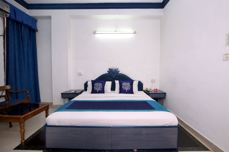 Oyo 9985 Hotel Sekhon Grand