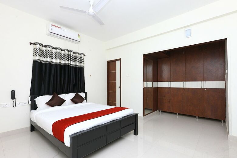 Oyo 10027 Hotel Red Petal