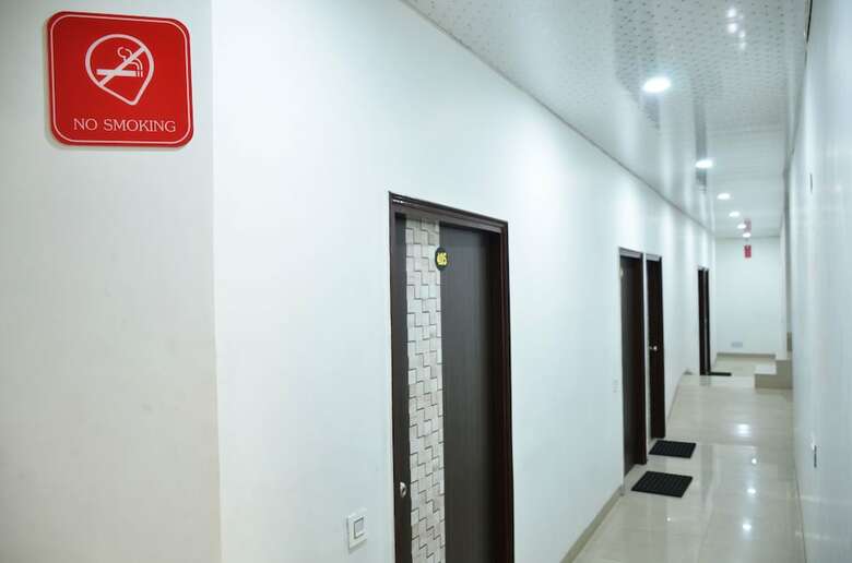 Hotel Oyo 8105 Model Town