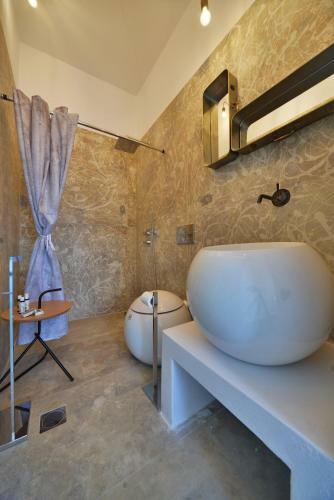 Hotel Amo Suites & Spa