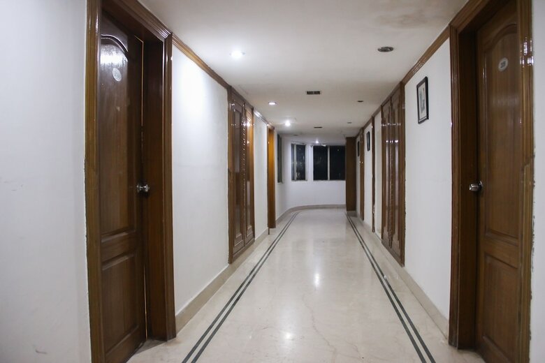 Oyo 8450 Hotel Grand Starline