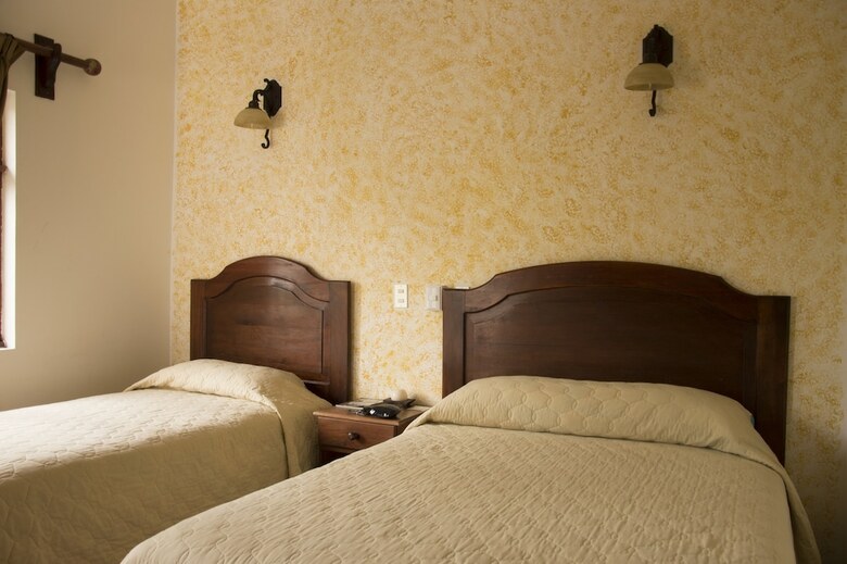 Casa Kirv� Hotel