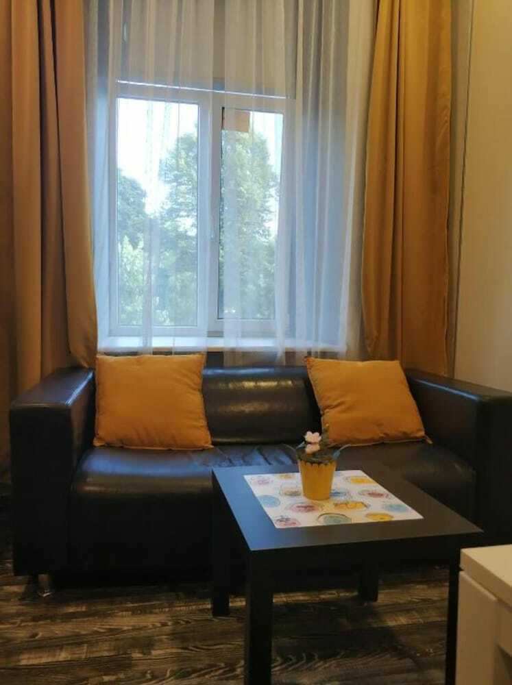 White&black Home Hotel