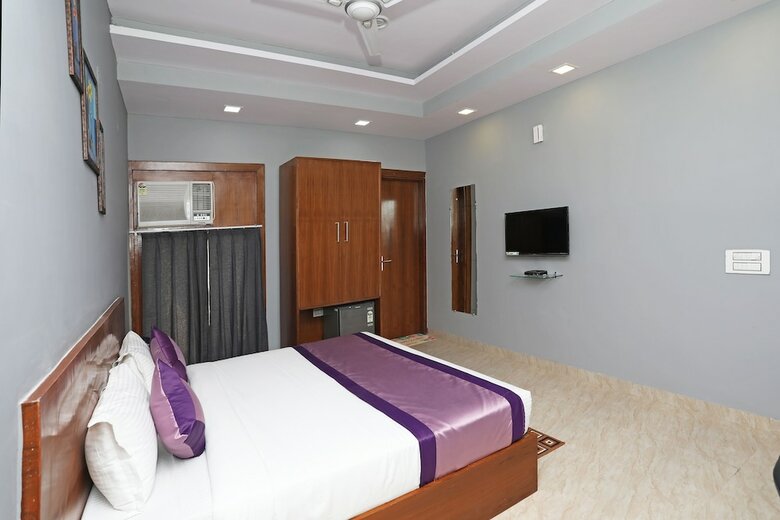 Hotel Oyo 9965 Aashiyana Paradise