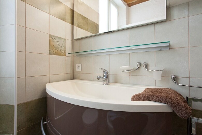 Apartments Frere