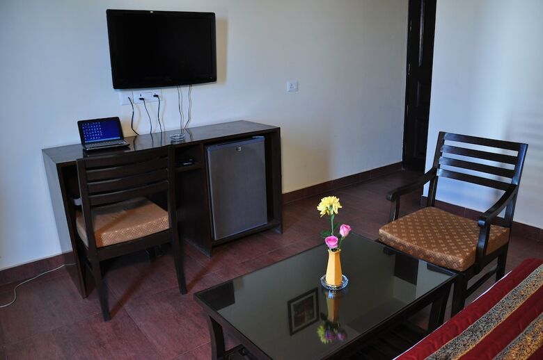 Hotel Golden Palm Suites