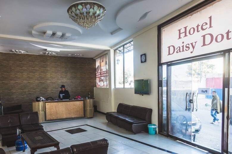 Hotel Daisy Dot Murree