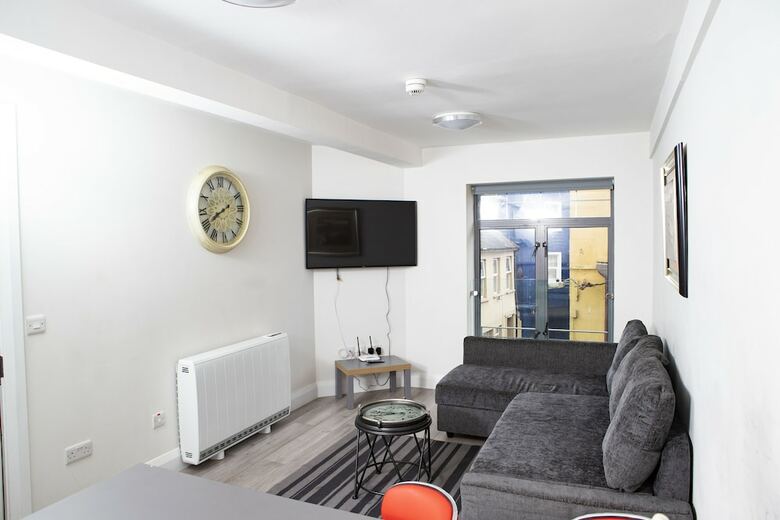 Apartamentos Kinsale Suites