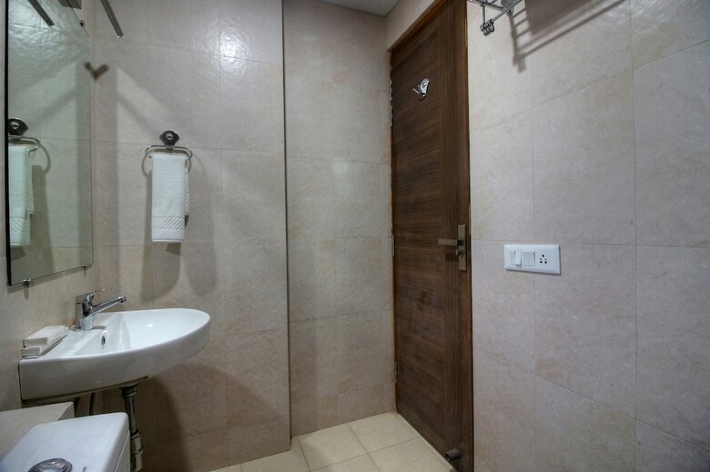 Hotel Atithi Suites