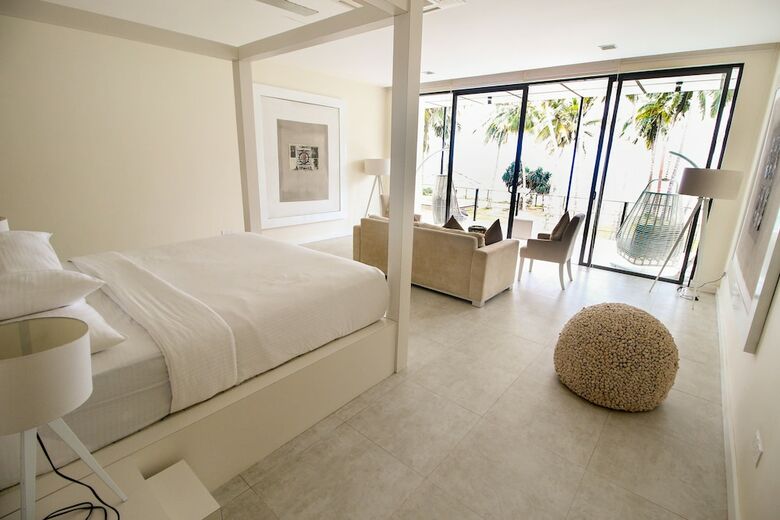Green Turtle Villa By Yoho
