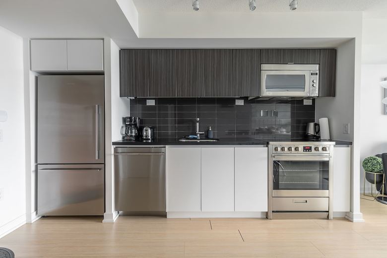 Simply Comfort. Amazing Downtown Apartments