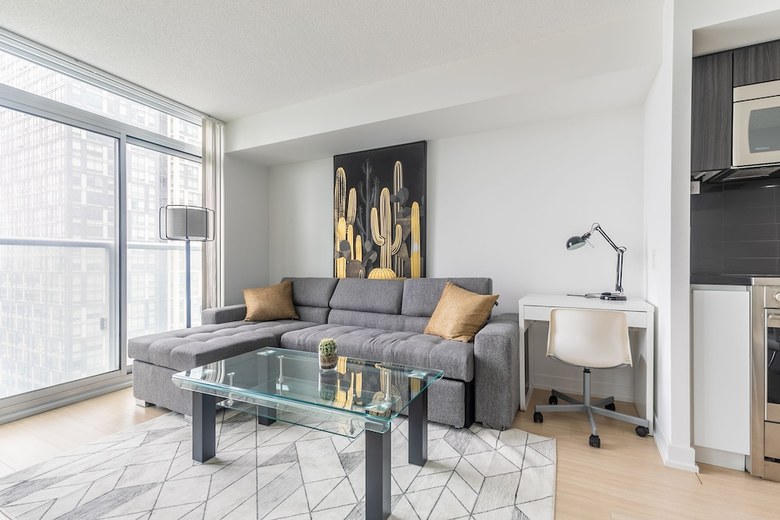 Simply Comfort. Amazing Downtown Apartments