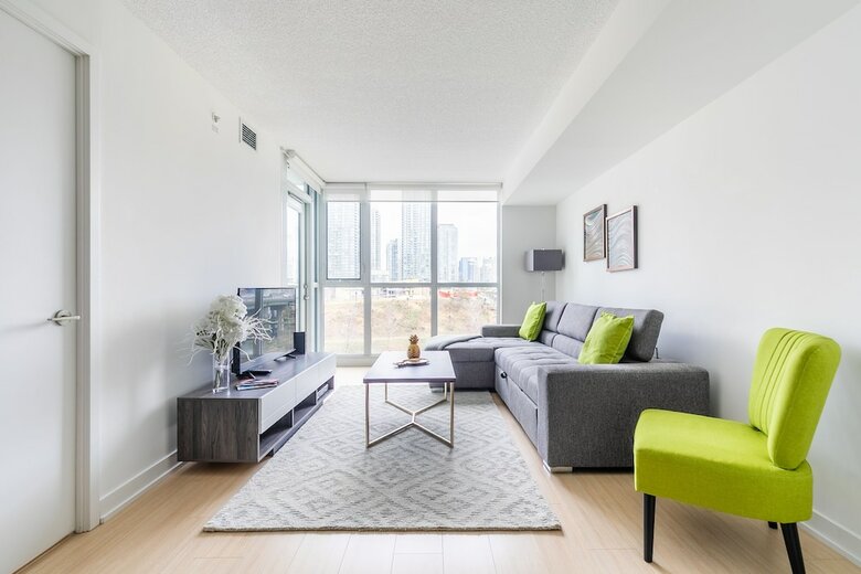 Simply Comfort. Amazing Downtown Apartments