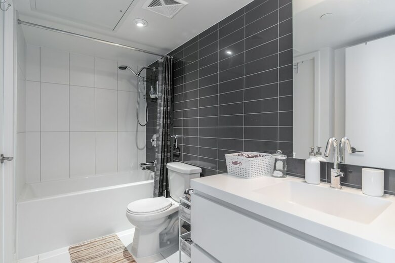 Simply Comfort. Amazing Downtown Apartments