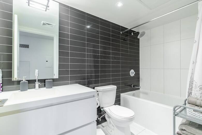 Simply Comfort. Amazing Downtown Apartments
