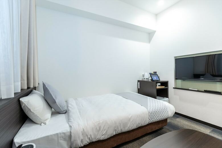 Oyo Hotel Reborn Namba-minami