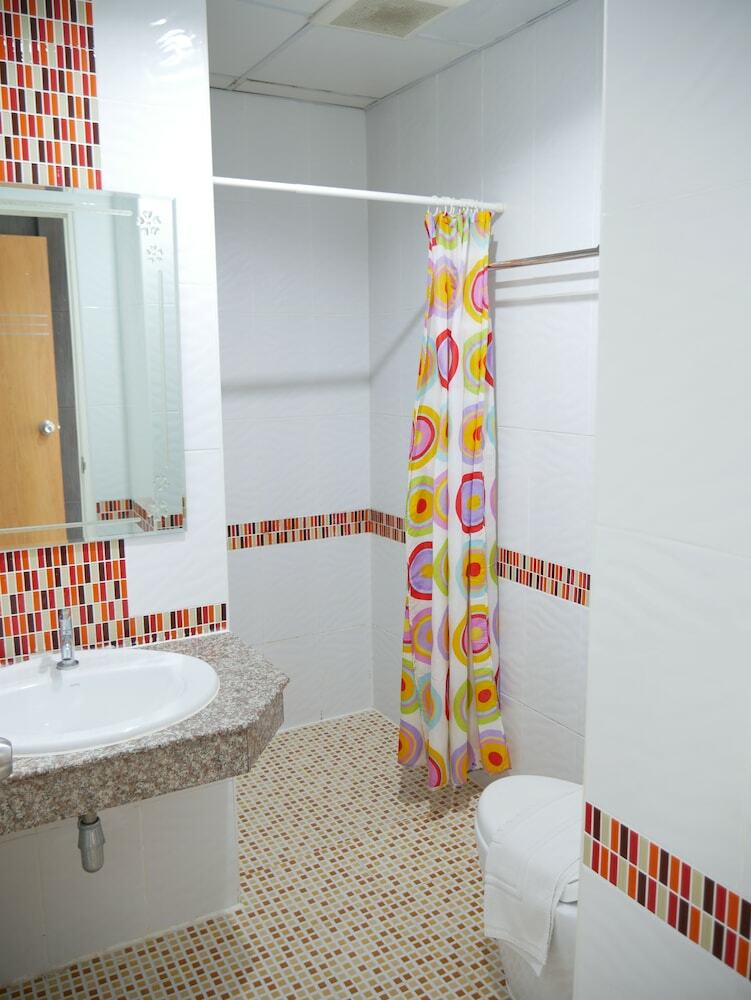 Hotel All Seasons Residence