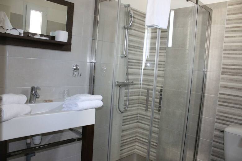 Hotel Le H�ron Cendr�