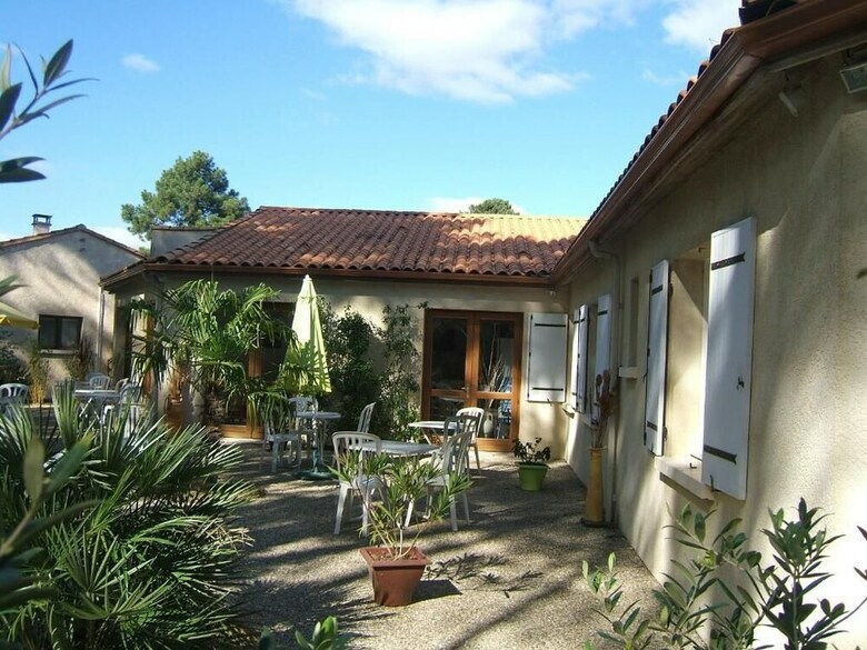 Hotel Le H�ron Cendr�